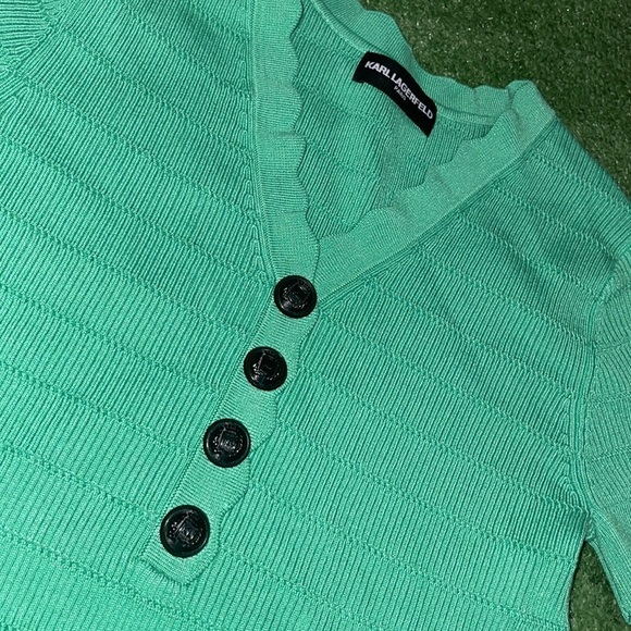 Karl Lagerfeld Paris Ribbed Knit Green Sweater Top - Picture 3 of 9